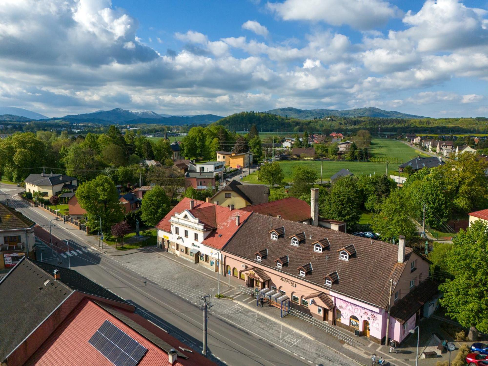 Penzion Anareta Фридек-Мистек Экстерьер фото